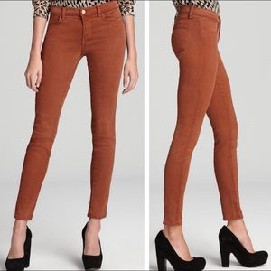 J Brand Super Skinny Jeans in Bourbon - 28